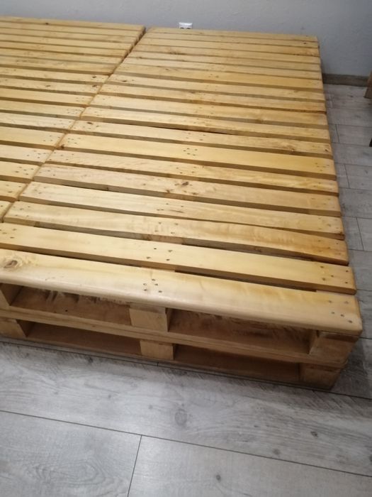 Palety pod łóżko 200x200