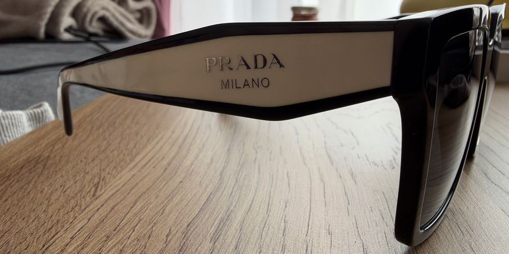 Okulary przeciwsłoneczne PRADA