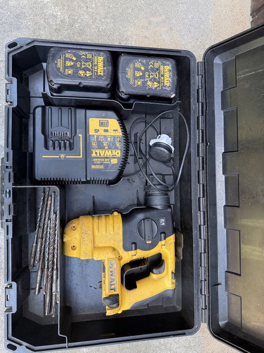 Dewalt dc223 mlotowiertarka