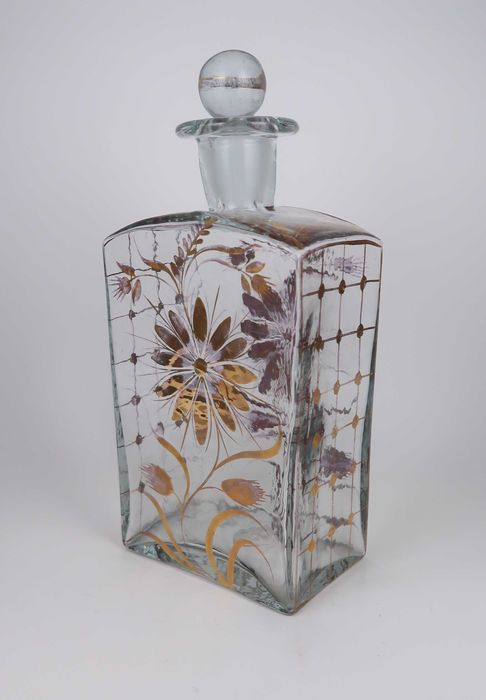 Garrafa antiga em vidro estilo D. Maria