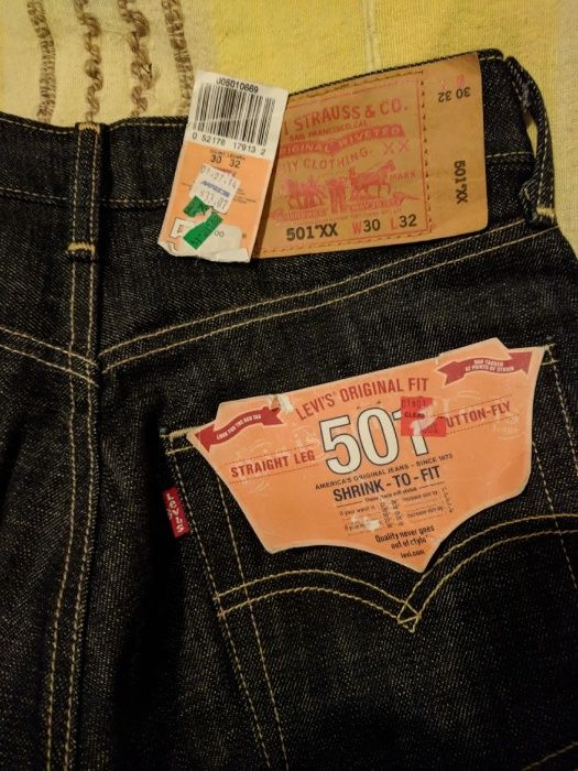 Levi’s 501 Homem, W30 L32, originais Novas