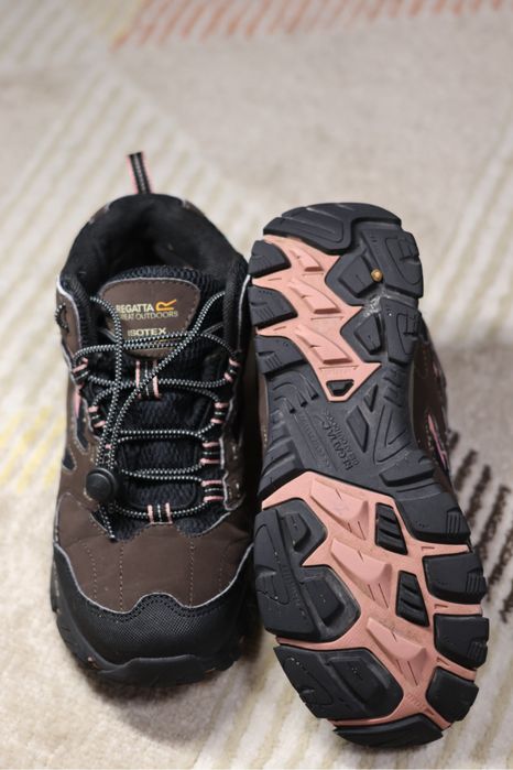 Трекінгові черевики Regatta Lady Holcombe EP Mid, р. 37