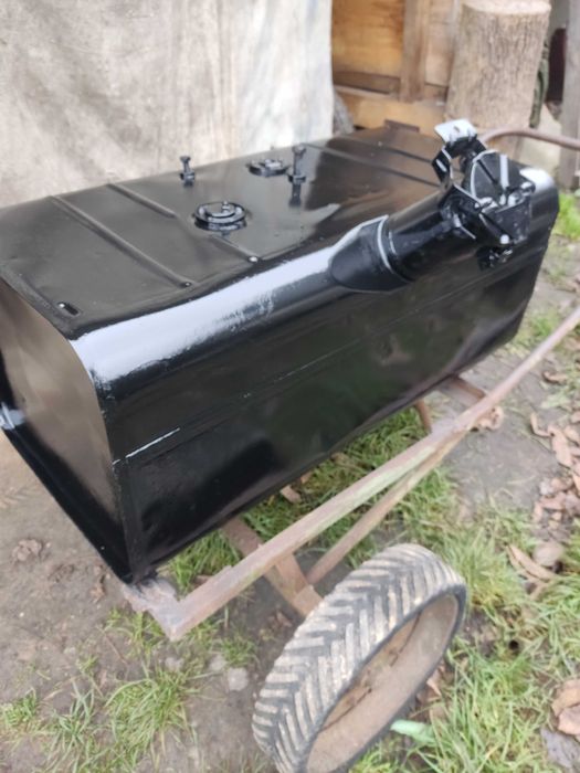 Продам топливный бак КамАЗ