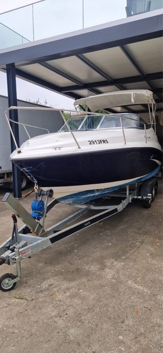 Caravelle 6,38 mercruiser 204cv