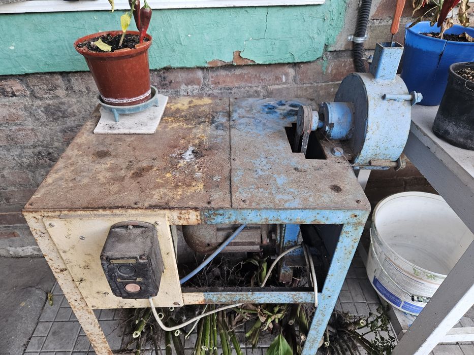 Зернодробилка робоча