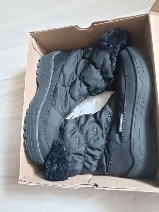 Обувь взуття весна-  осінь  нові37розмір.