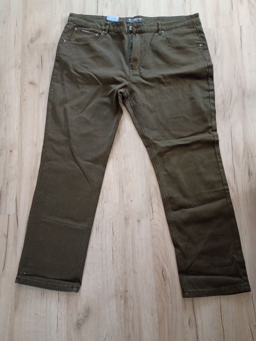 Nowe spodnie męskie khaki 44 L32