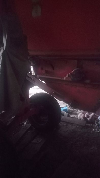 Обмін на бус.Продам комбайн М 66 з січкарнею.