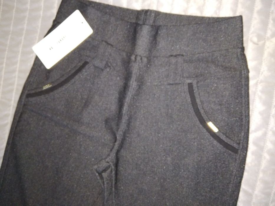 Nowe eleganckie spodnie a'la leginsy xs