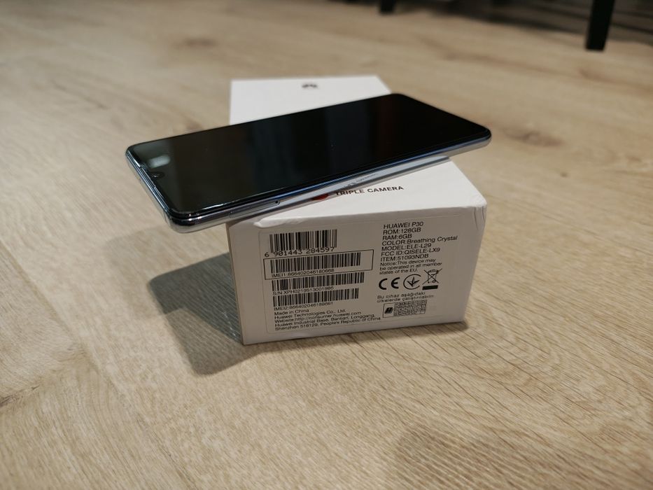 Huawei P30 stan bdb, duży zestaw, natywne Google