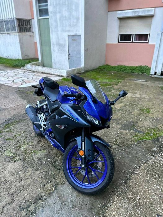 Yamaha YZF-R125 | Excelente estado geral | 21.276 km | Pronta a andar