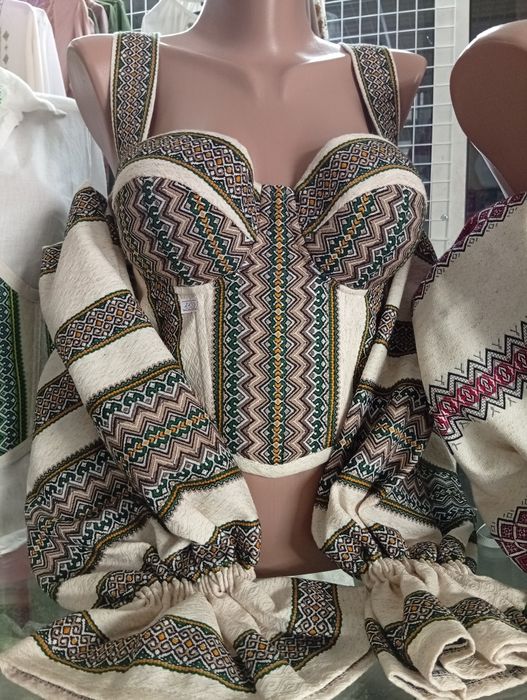 Корсети з чашечками 3в1