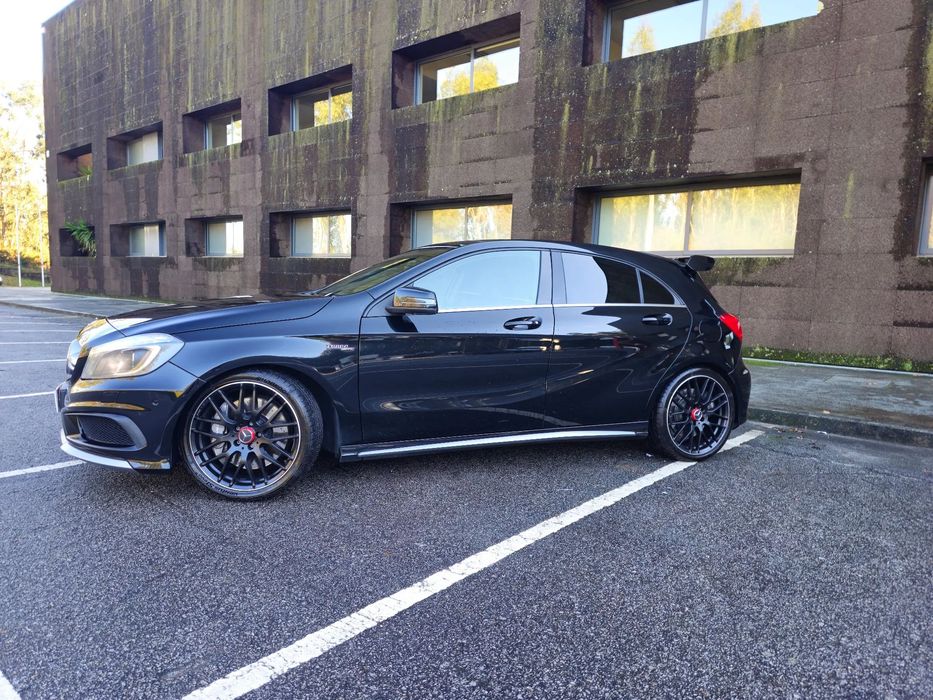 Mercedes-Benz A 45 AMG 4Matic Speedshift 7G-DCT