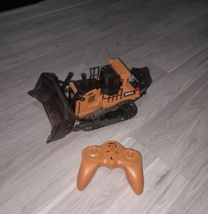 Máquinas escavadoras huina troco por scale