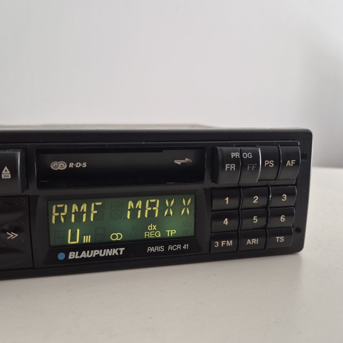 Radio Blaupunkt Paris rcr 41 z roku 1991  z Bluetooth mp3