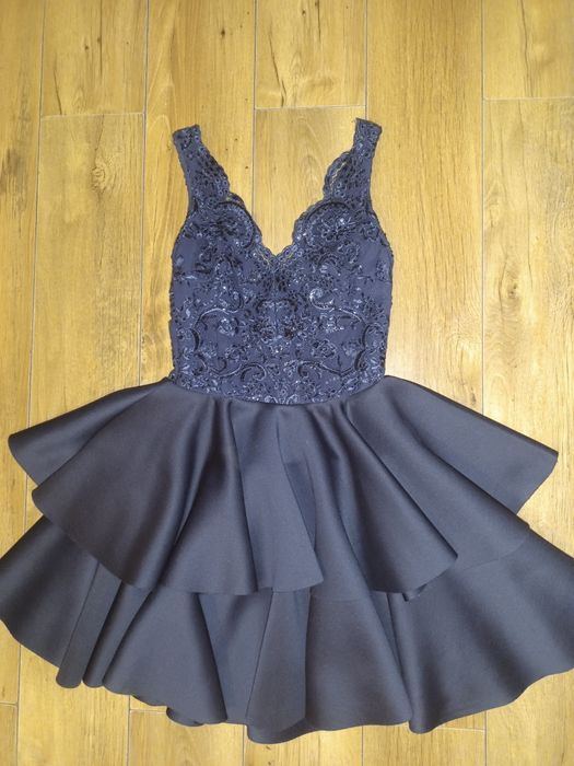 Nowa sukienka E.M.O r. 36, S