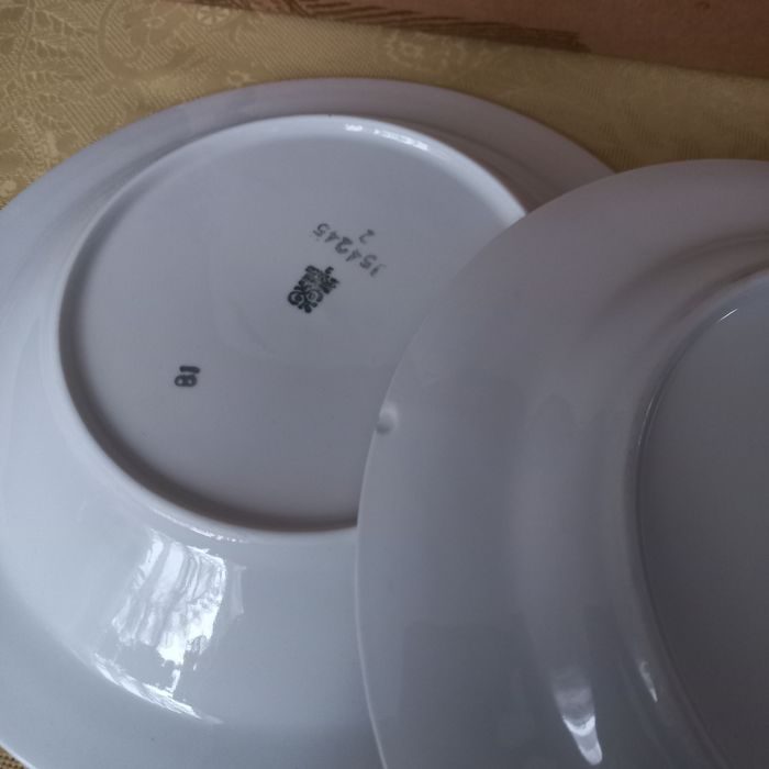 Talerze porcelana sygnowane Włocławek