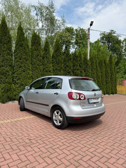 Продам Volkswagen Golf Plus 1.6 бензин