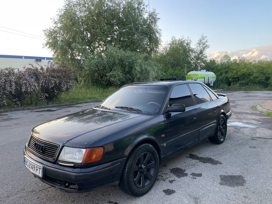 Продам ауді 100с4