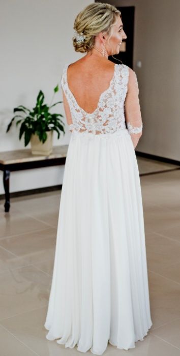 Piękna suknia ślubna