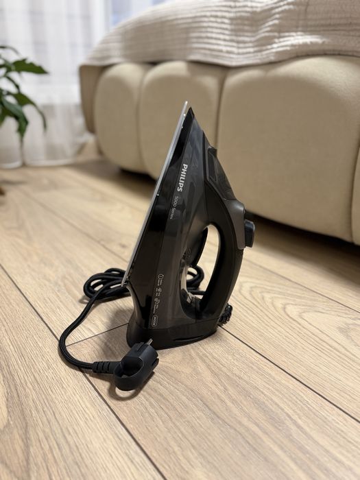 Праска Philips DST5040/80