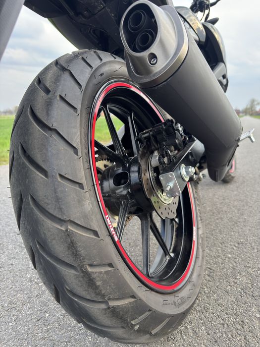 Suzuki GSX-S125 2024 • 700 km • Stan bdb • Titan Black • A1/B