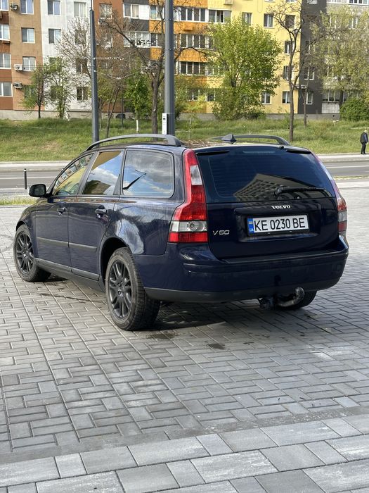 Вольво v50 1.6d