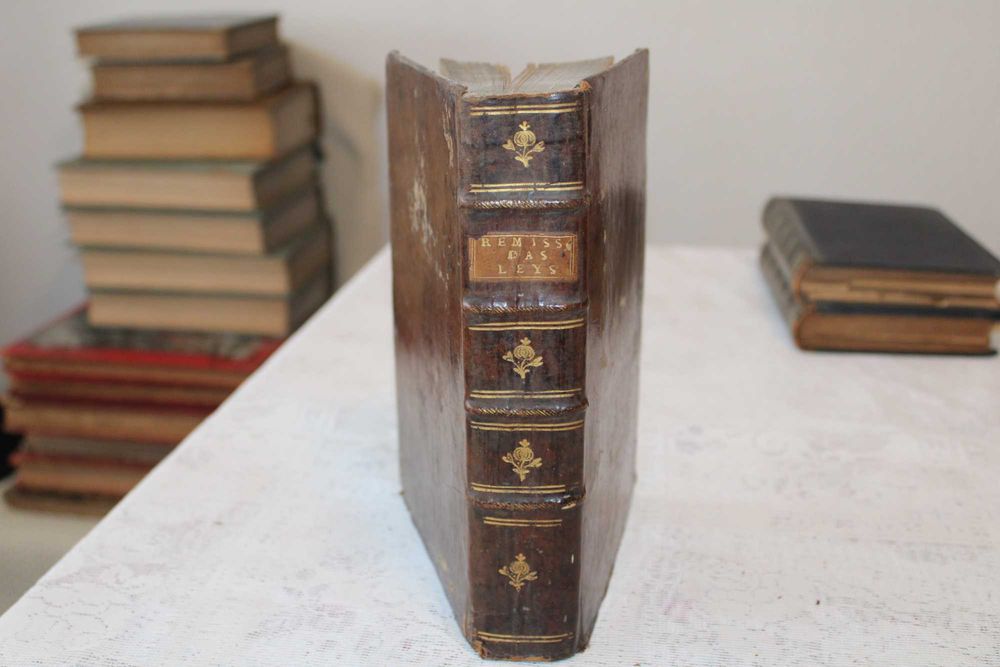 "REMISSIONES DAS LEYS NOVISSIMAS" DE EL REI DOM JOSE l ,   ano 1778