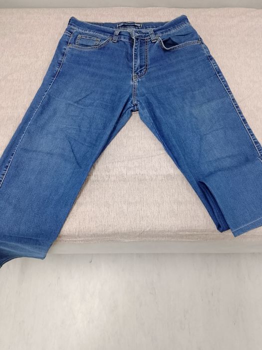 Джинси Since 1994.