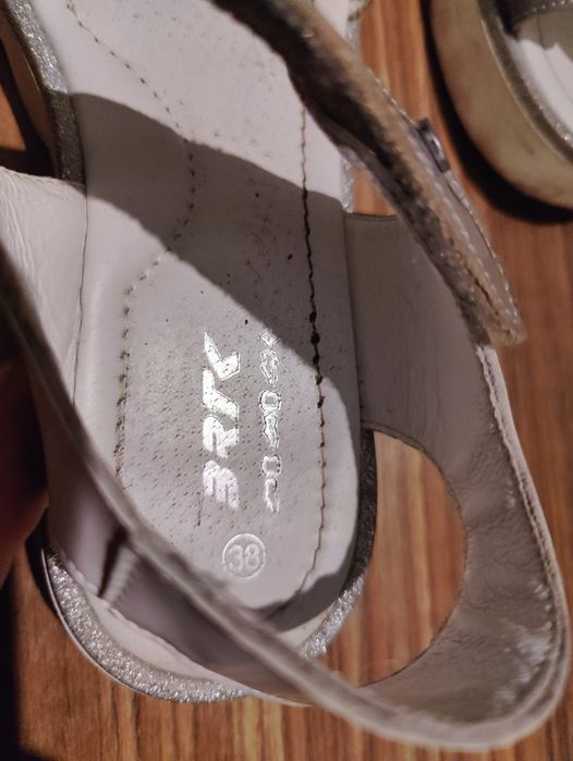 Sandałki Bartek rozm 38