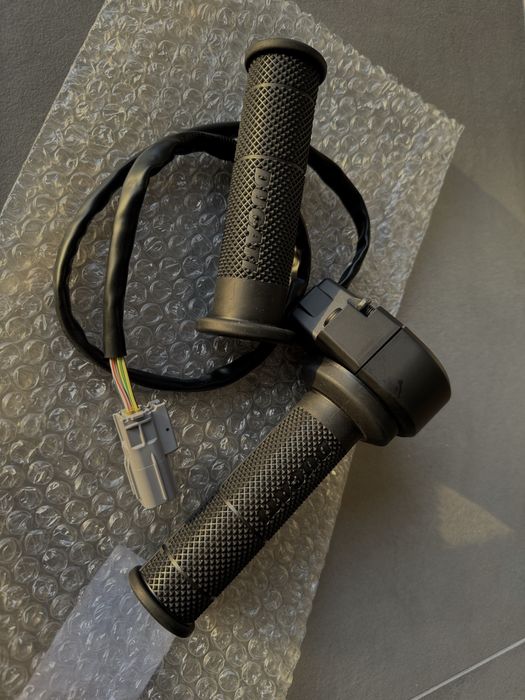 Punhos Ducati Multistrada V4 S 2024