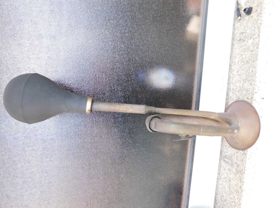 Buzina para carro clássico antiga