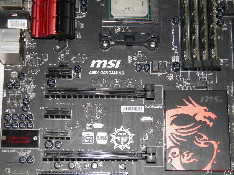 Socket FM2 MSI A88X-G45 GAMING + A8-6600K+4*4gb DDR3