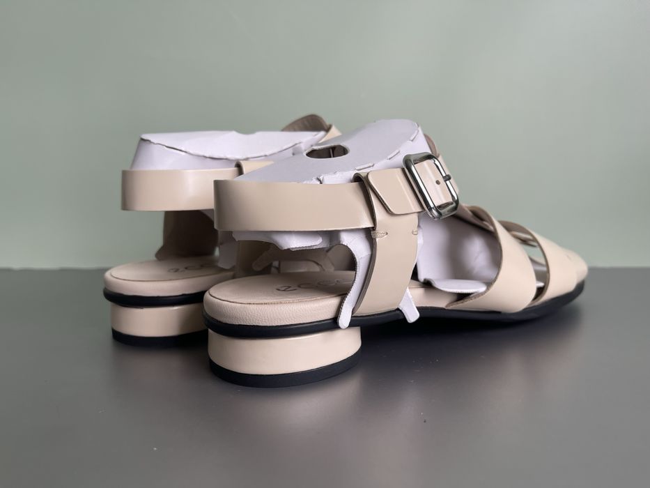Босоніжки Ecco Sculpted Alba 25 39 р