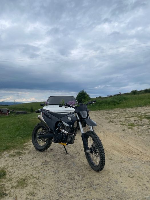 Продам мотоцикил кові NJR 300