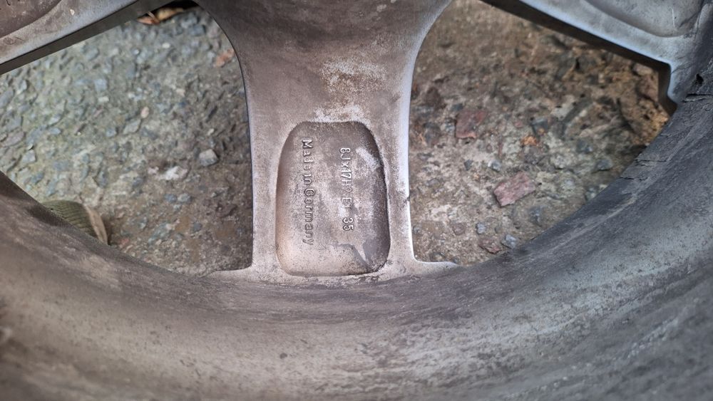 Диски r17 Volkswagen: 1 800 грн. - Диски Підпільне на Olx