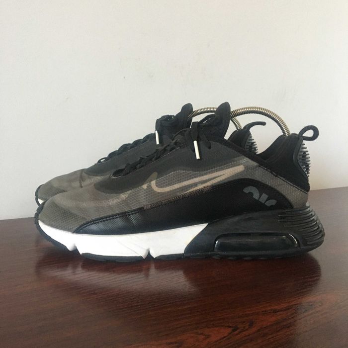 Nike Air Max 2090 Black кроссовки для бега интенсивных тренировок кросівки для бігу спорту інтенсивних тренувань оригінал з Німеччини розмір 44,5