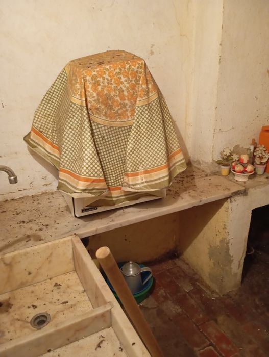 Moradia T2+terreno Coelhal