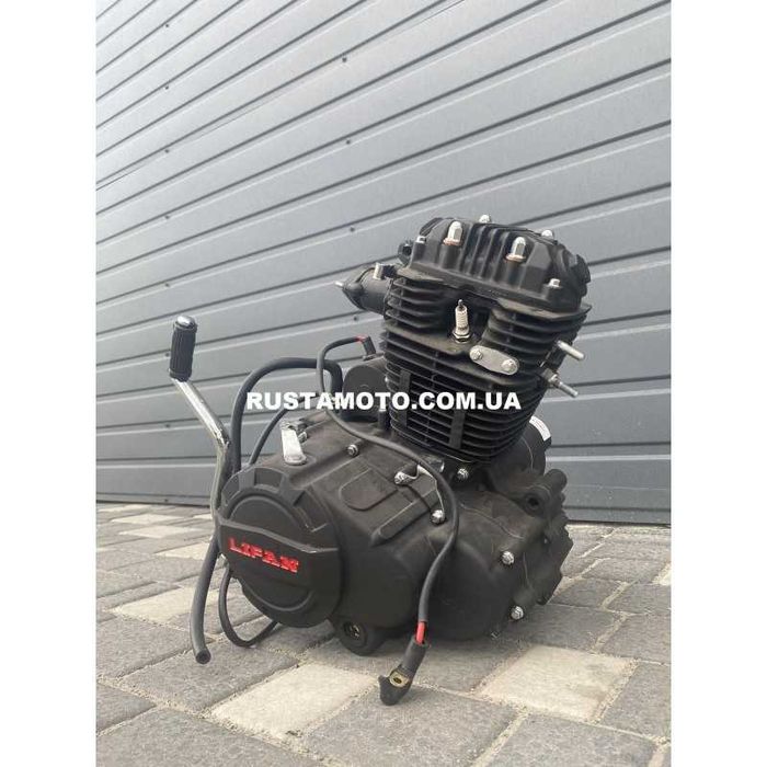 Двигун новий мото взборі 150 200 250куб Lifan viper zongshen loncin