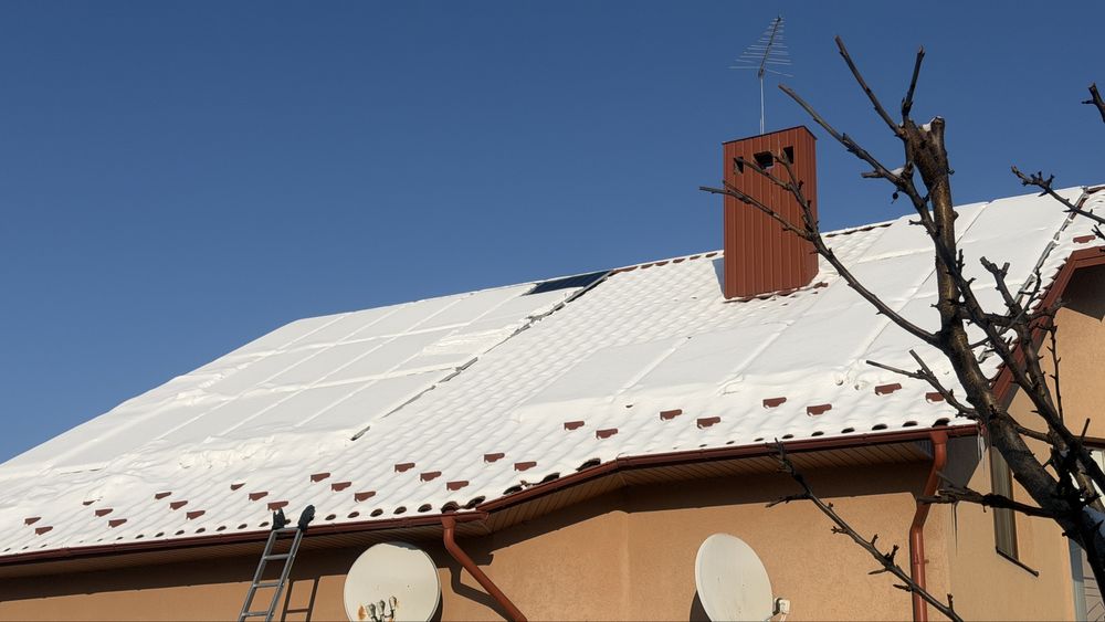 ошищення сонячних панелей від снігу,альпенист оренда страховки системи