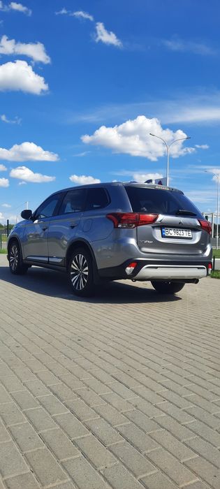 Mitsubishi Outlander 3 2019