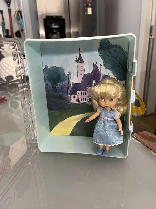 Boneca Rapunzel Alice País Maravilhas