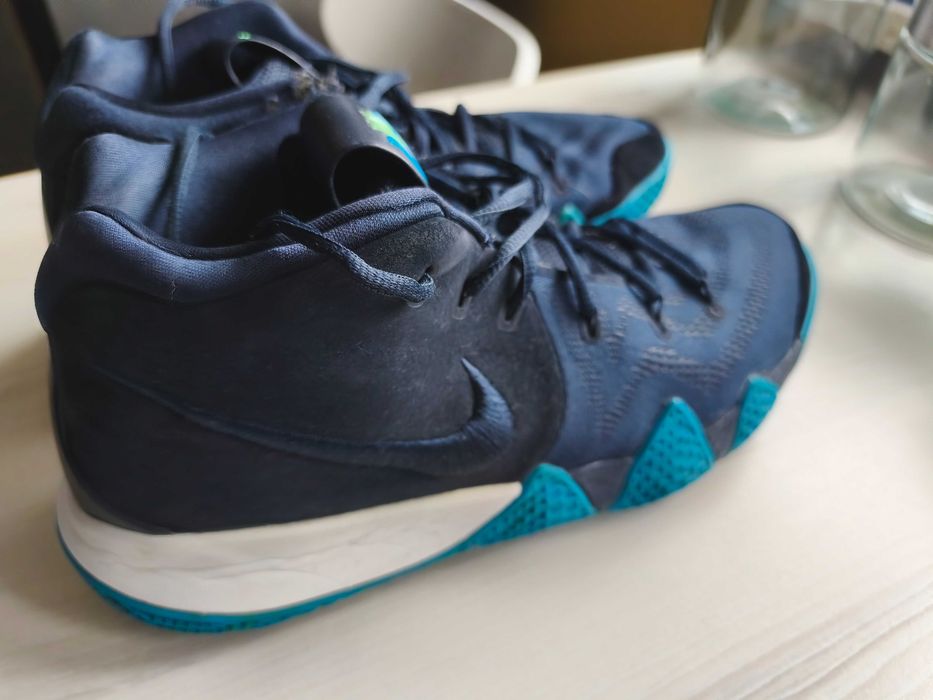 Nike Kyrie 4 Obsidian rozm. 45 (29 cm wkladka)