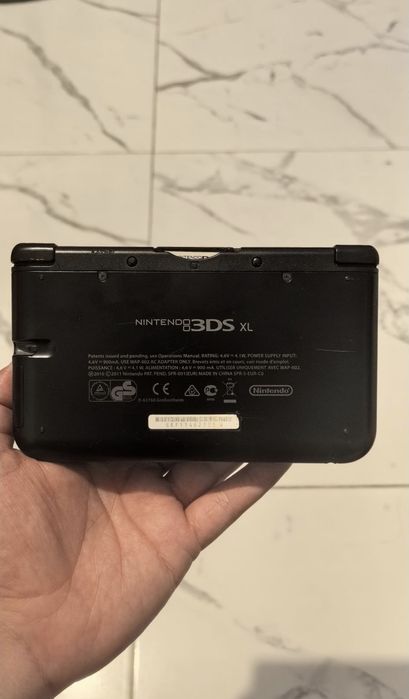 Nintendo 3DS XL Preta