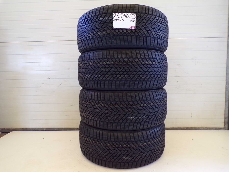 opony zimowe pirelli winter scorpion  285 40 R23  111v  NOWE