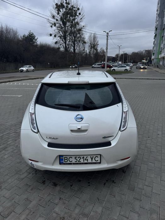 Nissan leaf 2013 рестал