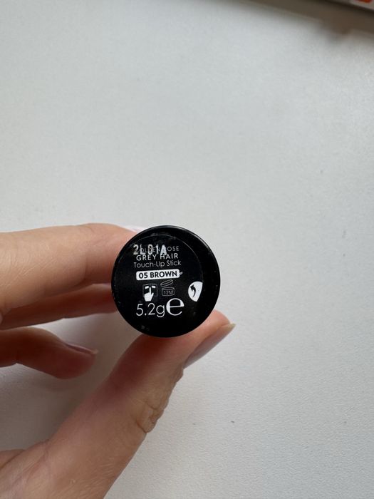 Sztyft na odrosty 05 brown Golden Rose - GRAY HAIR - TOUCH-UP STICK - 5,2 g