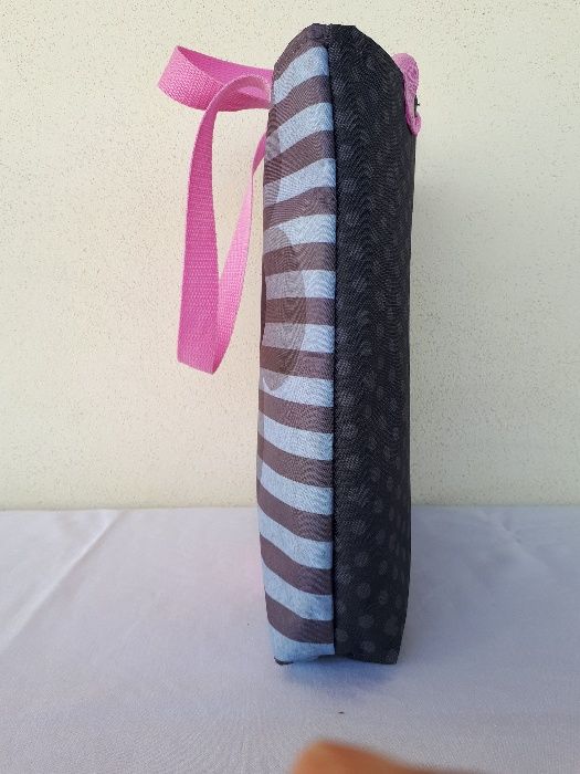 Mala de ombro Disney, cinza e rosa, nunca usada!