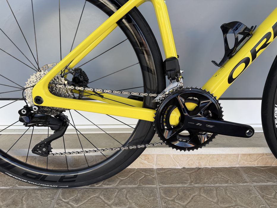 Bicicleta de estrada mudanças electricas- rodas em carbono