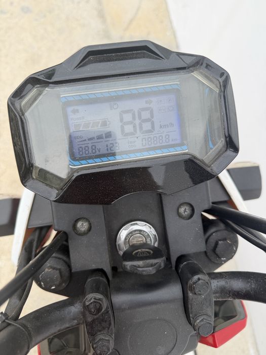 Demop scooter eletrica usada